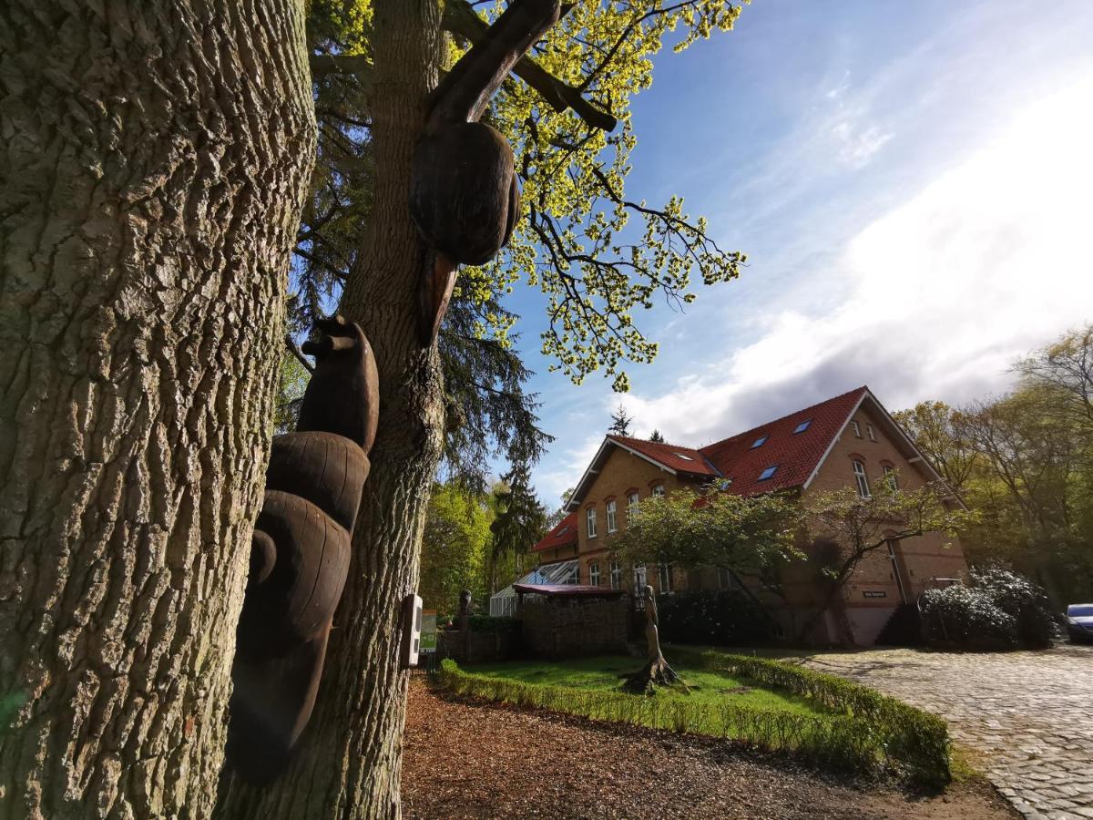 Hotel Schloesschen Sundische Wiese Цингст Екстериор снимка