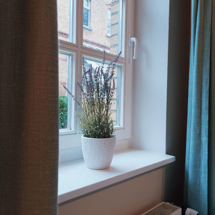 Hotel Schloesschen Sundische Wiese Цингст Екстериор снимка